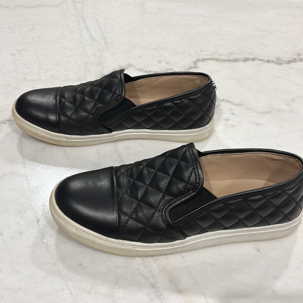 Steve Madden Quilted Sneakers